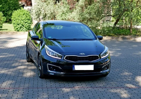 Kia Pro_cee'd cena 43900 przebieg: 176000, rok produkcji 2017 z Olsztyn małe 407